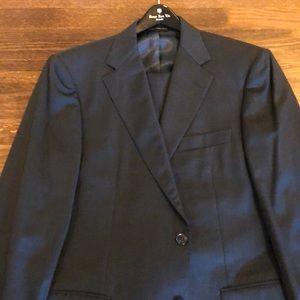 Men’s silk lined wool suit. Charcoal.